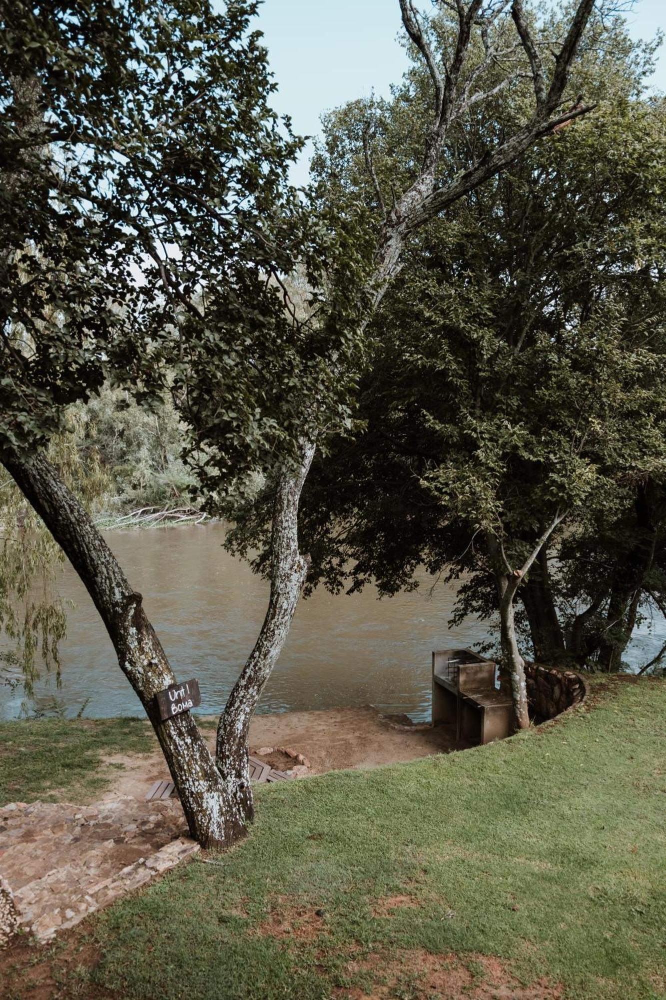 Breathe River Retreat Parys Εξωτερικό φωτογραφία